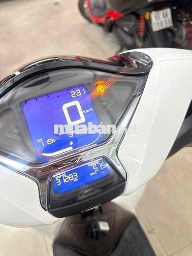Honda SH160i 2023 màu trắng có hỗ trợ trả góp