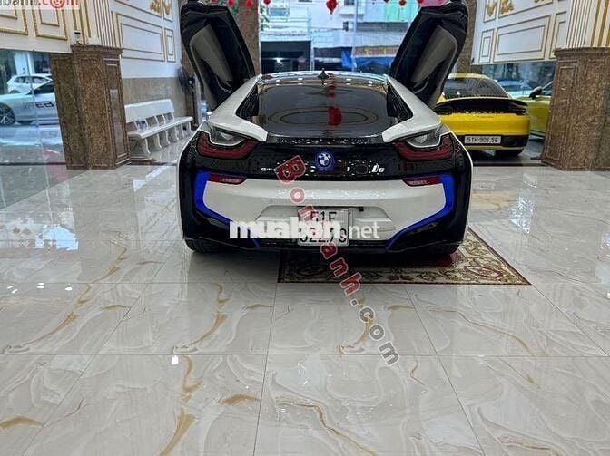 BMW i8 1.5L Hybrid 2014 - 2 Tỷ 790 Triệu