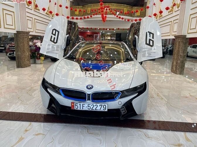 BMW i8 1.5L Hybrid 2014 - 2 Tỷ 790 Triệu