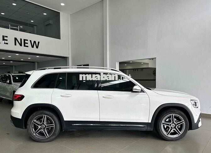 Mercedes GLB200 AMG 2021 SUV 7 chổ cực đẹp