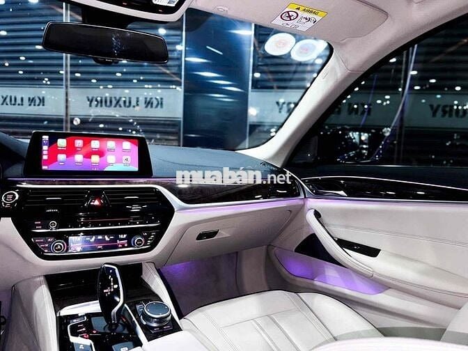 BMW 530i Luxury Line Model 2020- 28000 km