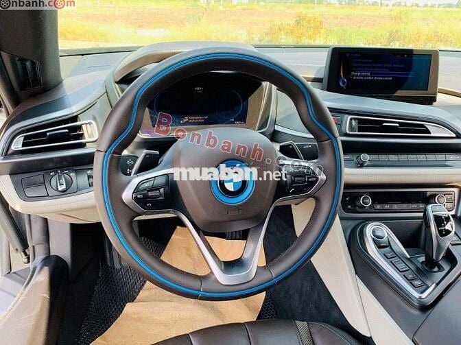 BMW i8 1.5L Hybrid 2014 - 2 Tỷ 790 Triệu