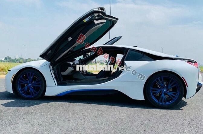 BMW i8 1.5L Hybrid 2014 đẹp như mới đập hộp