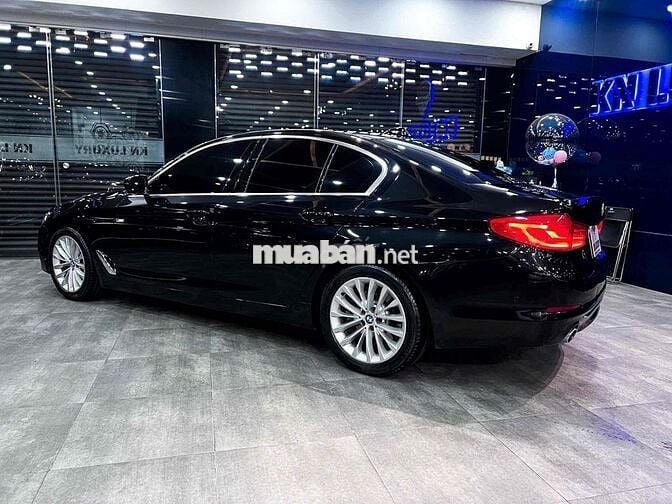 BMW 530i Luxury Line Model 2020- 28000 km