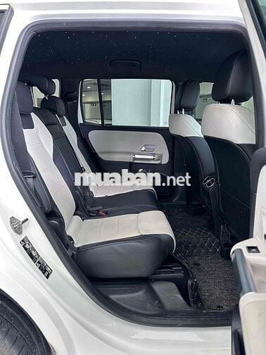 Mercedes GLB200 AMG 2021 SUV 7 chổ cực đẹp