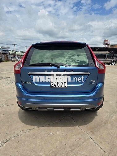 Volvo XC60 2016 R-Design - 128000 km