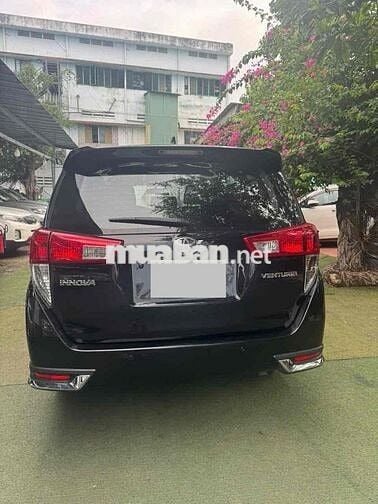 Toyota Innova Venturer 2017 ĐK 2018.