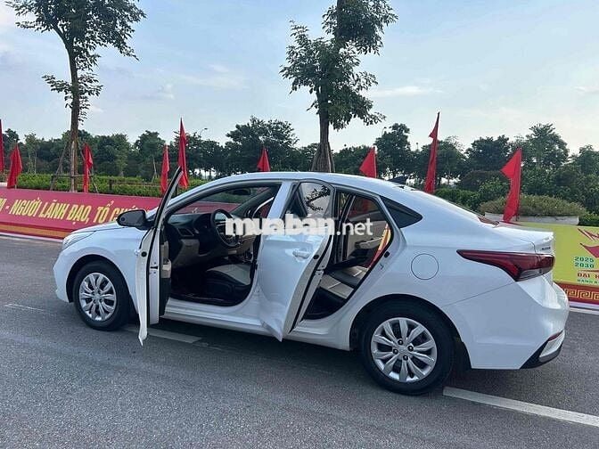 Hyundai Accent 2019 1.4 MT - 4 km
