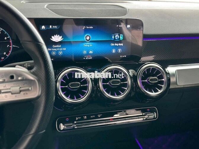 Mercedes GLB200 AMG 2021 SUV 7 chổ cực đẹp