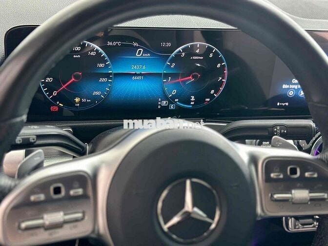 Mercedes GLB200 AMG 2021 SUV 7 chổ cực đẹp