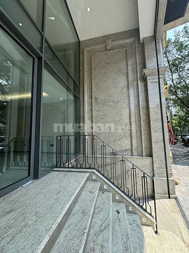 CHO THUÊ NHÀ MẶT PHỐ mới xây hiện đại số 110 Hai Bà Trưng, Hoàn Kiếm