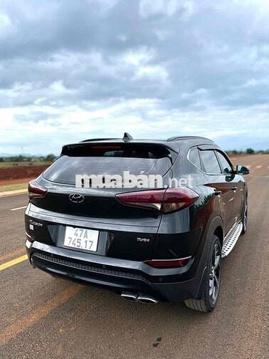 Hyundai Tucson 2018 1.6 AT Turbo - 42000 km