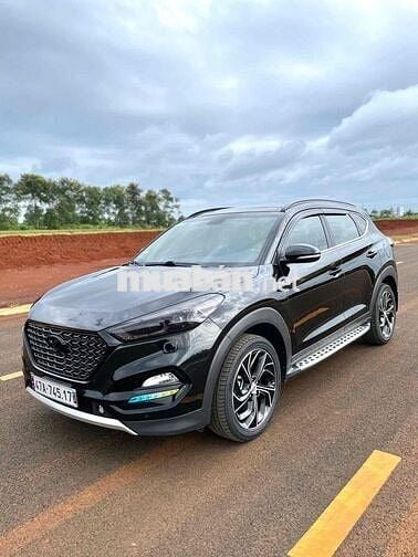 Hyundai Tucson 2018 1.6 AT Turbo - 42000 km