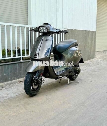 Vespa Sprint 125 đèn Led 2015 Bstp 9 chủ
