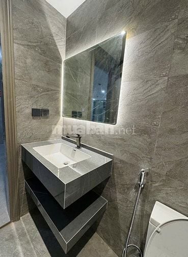 CHO THUÊ NHÀ MẶT PHỐ mới xây hiện đại số 110 Hai Bà Trưng, Hoàn Kiếm