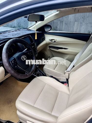 Bán xe Vios 2022 G nhà đi rất ít