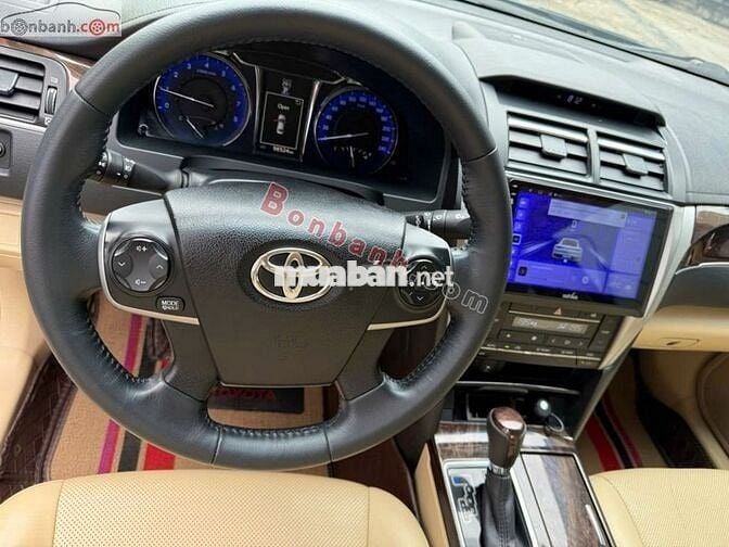 Toyota Camry 2016 2.0E xe cá nhân