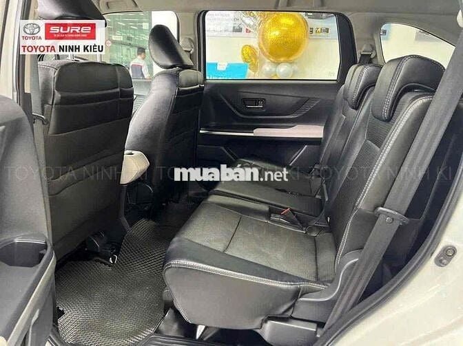 Toyota Veloz Cross 2022 - 28000 km