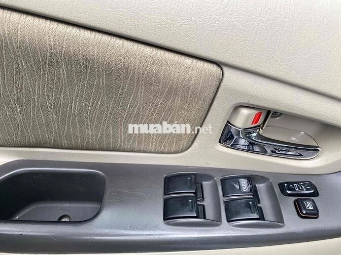 Toyota Innova 2015 G - xe quá cọp