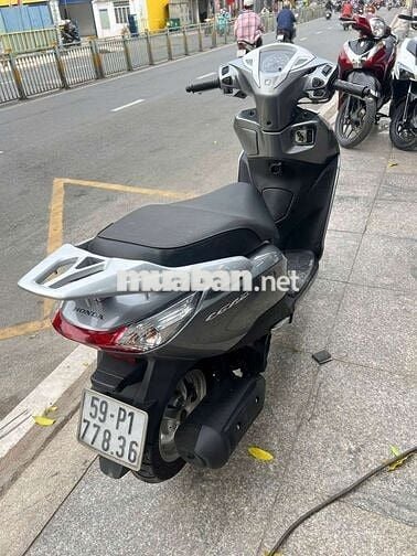 Honda lead FI 2015 mới 90% biển số thành phố