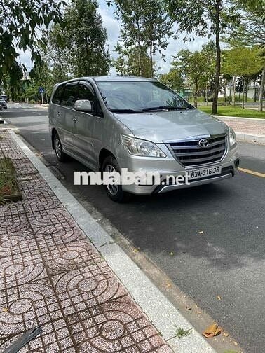 Toyota Innova 2015 G - xe quá cọp