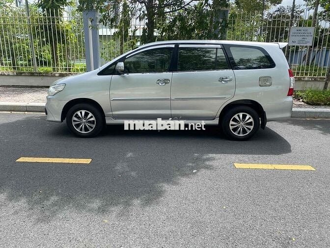 Toyota Innova 2015 G - xe quá cọp