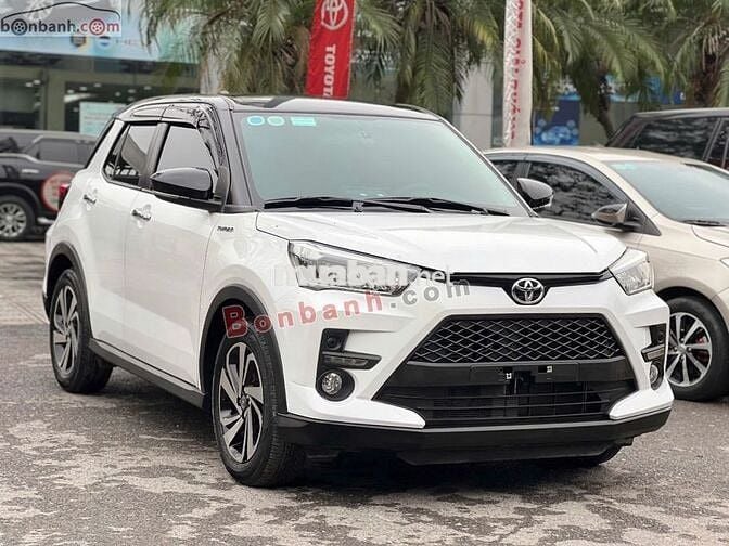 Toyota Raize trắng sản xuất 2022