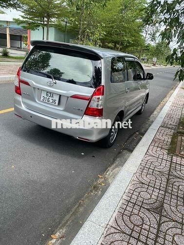 Toyota Innova 2015 G - xe quá cọp