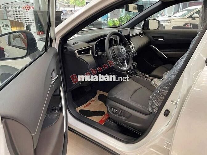 Toyota Corolla Cross HEV 2025