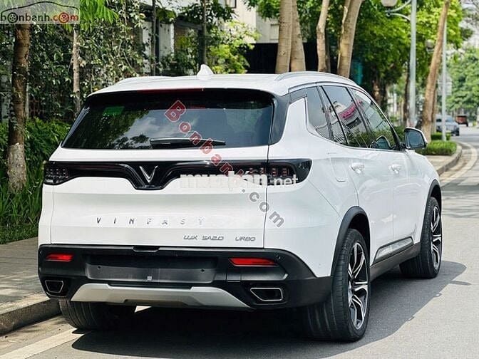 VinFast Lux SA 2.0 Cao cấp 2022