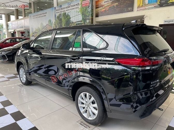 Toyota Innova Cross 2.0V 2025