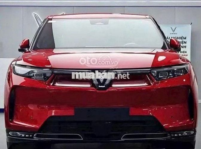 Vf9 sản xuất 2025 mới 100%.