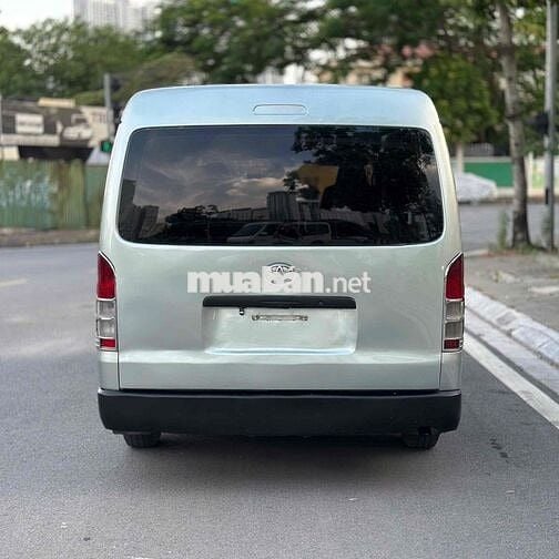 Toyota Hiace 2007 tải trọng 800kg 6 chỗ ngồi