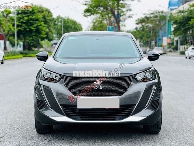 Peugeot 2008 Allure 1.2 AT 2025