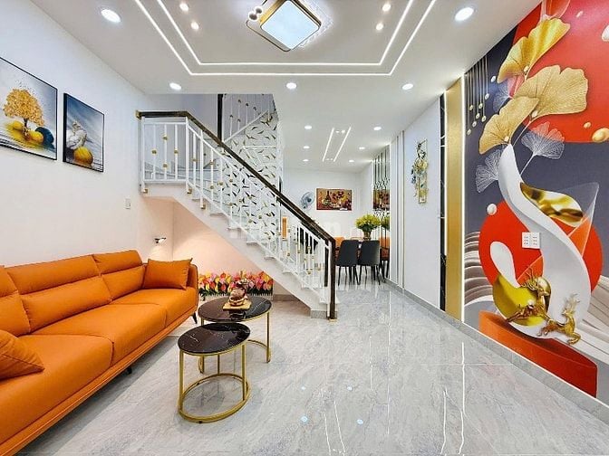 Hẻm xe hơi Phạm Văn Bạch, Tân Bình chốt giá 1tỷ800 SHR