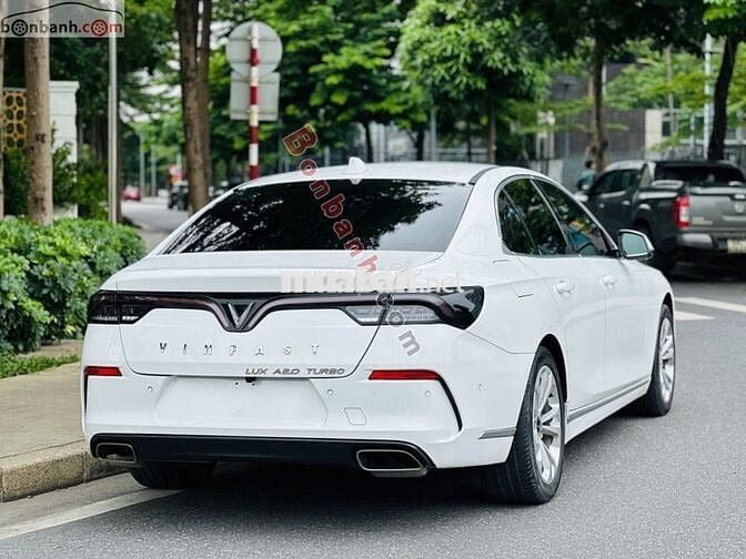 VinFast Lux A 2.0 Plus 2.0 AT 2021
