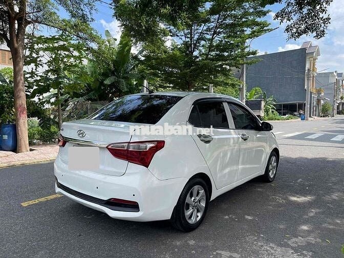 Hyundai Grand i10 2018 1.2 MT  bản đủ