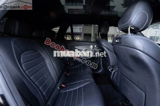Mercesdes GLC300 AMG