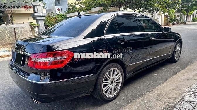 Mercedes Benz E class E300 2010