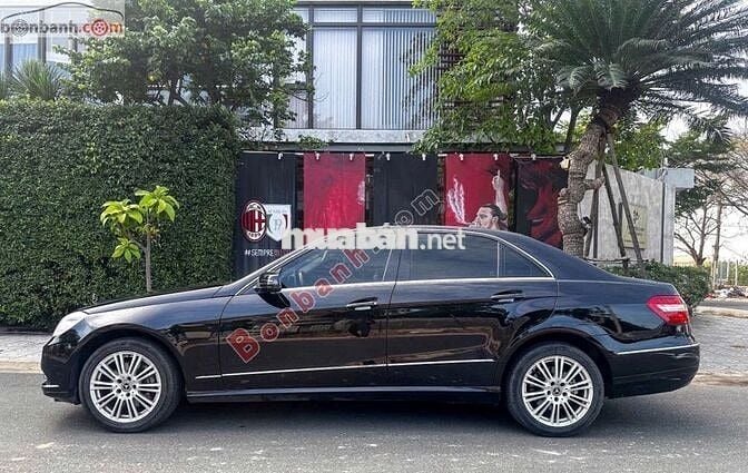 Mercedes Benz E class E300 2010