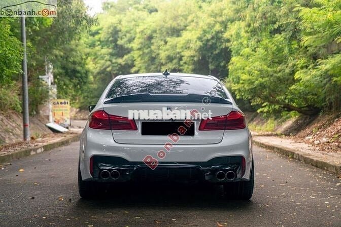 Xe BMW 5 Series 520i 2018 - 975 Triệu