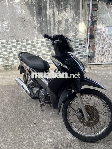 Xe gia đình đang dùng bình thường, dư ra cần bán