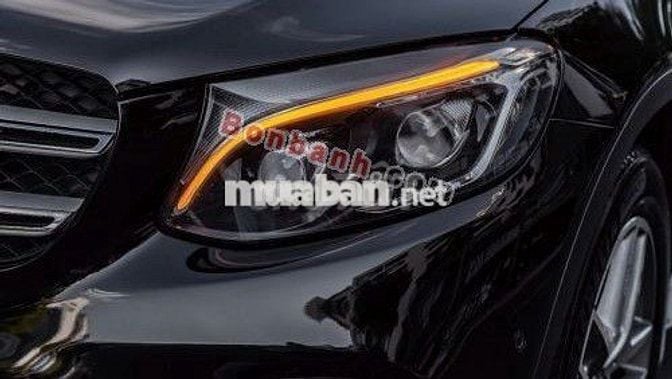 Mercedes Benz GLC 300 4Matic odo 6v1