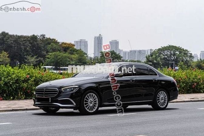 Mercedes E200 Exclusive 2023 bản V1