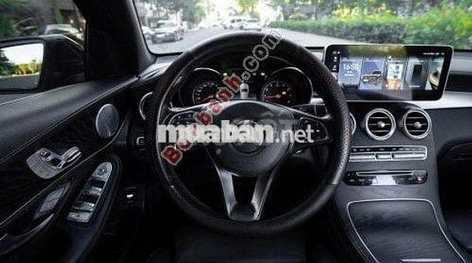 Mercedes Benz GLC 300 4Matic odo 6v1