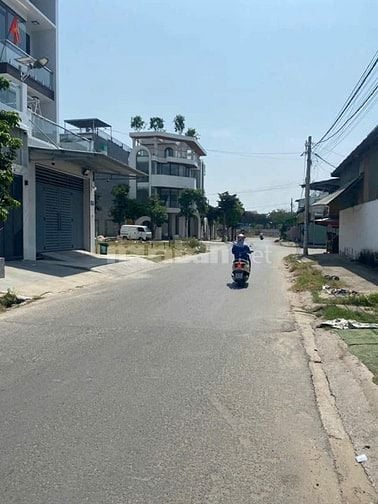 Bán lô đất 250m2 đường Bình Thành BHHB Bình Tân 14 tỷ đường oto 7m