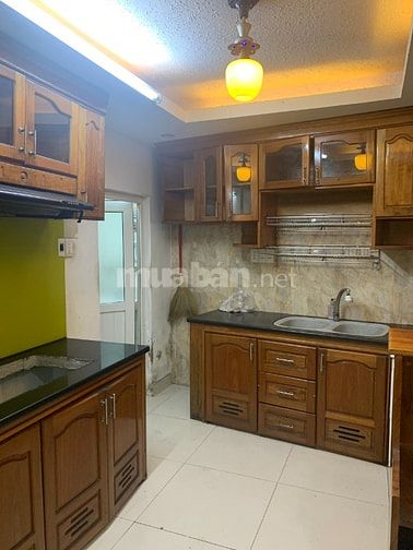 Cho thuê nguyên căn nhà mặt phố 3 tầng Lý Thái Tổ, Đà Nẵng