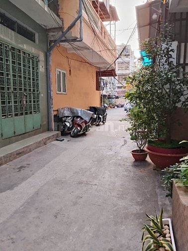 Hẻm xe hơi Nguyễn Thiện Thuật (4 tầng; 6,2mx16m). Giá 15,2 tỷ 