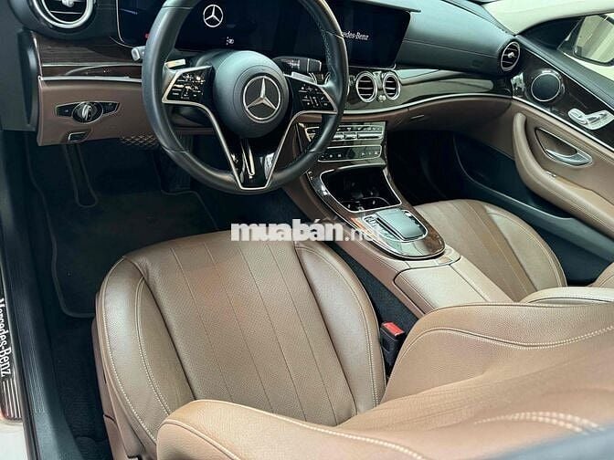 Mercedes Benz E200 FL 2022