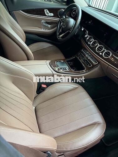 Mercedes Benz E200 FL 2022